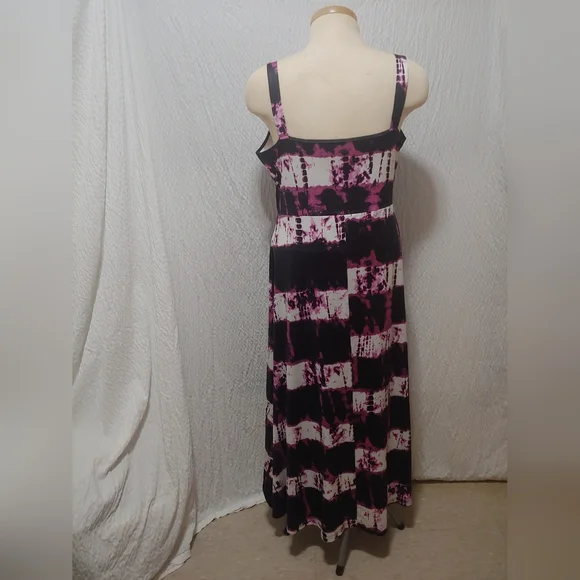 🛍️3/$10🛍️ Black and Pink Tiered Asymmetrical Sundress L - Picture 3 of 6